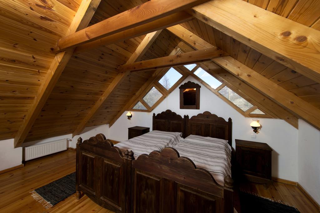 Hotel Hollokoeves Vendeghazak Pokój zdjęcie